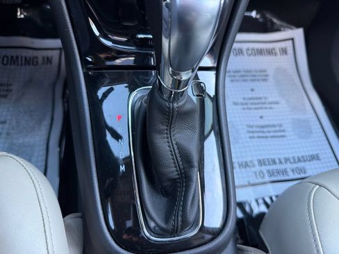 Used 2019 Buick Encore Essence w/ Experience Buick Package FWD image 29