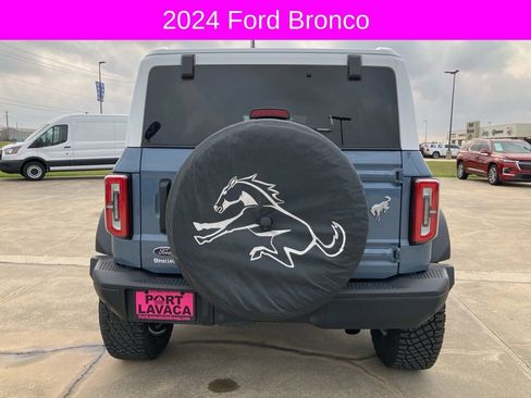 Used 2024 Ford Bronco Heritage Edition image 6