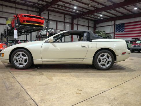 Used 1993 Nissan 300ZX Convertible RWD image 18
