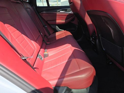 Used 2023 BMW X4 xDrive30i w/ M Sport Package AWD/4WD image 18