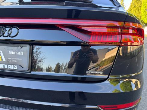 Used 2022 Audi Q8 Premium Plus AWD/4WD image 15