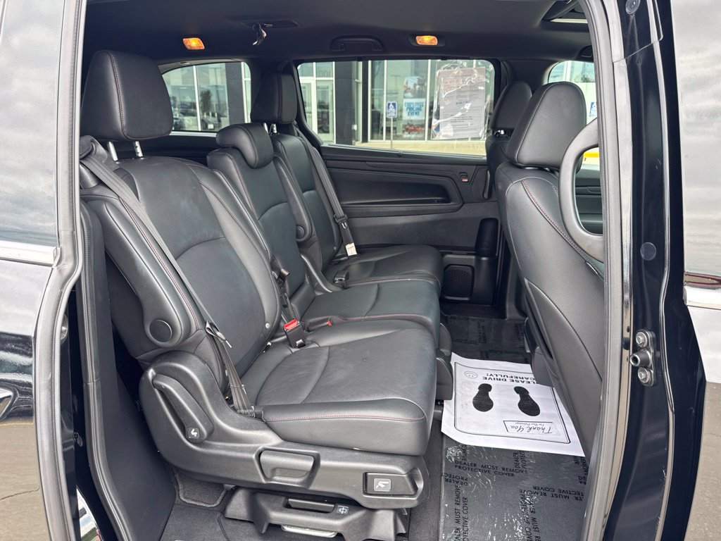 Used 2025 Honda Odyssey Sport-L image 30