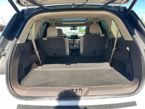 Used 2021 Lincoln Aviator Reserve w/ Elements Package Plus AWD/4WD image 16