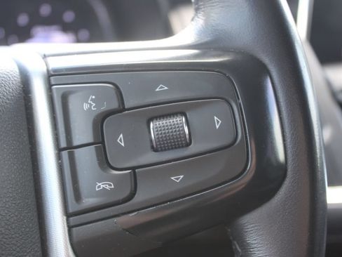 Used 2023 GMC Yukon XL SLT AWD/4WD image 26