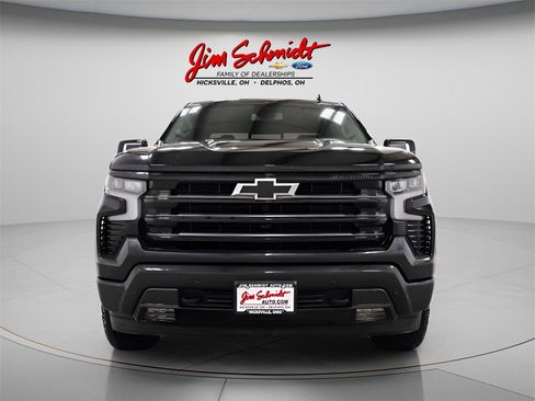 Used 2025 Chevrolet Silverado 1500 High Country w/ Midnight Edition image 2