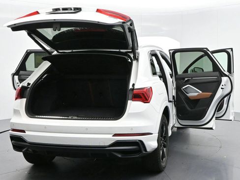 Used 2021 Audi Q3 2.0T Premium w/ Convenience Package AWD/4WD image 31