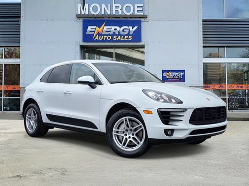 Used 2015 Porsche Macan S AWD/4WD image 1
