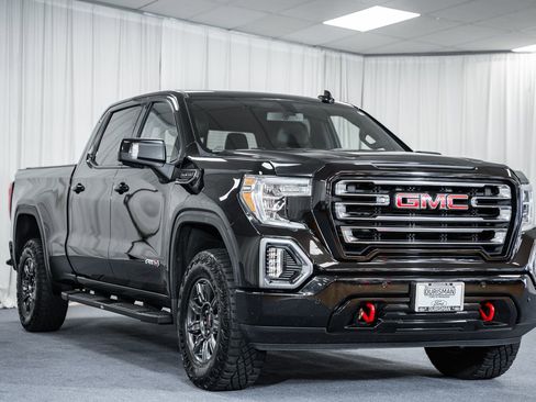 Used 2019 GMC Sierra 1500 AT4 w/ AT4 Premium Package image 1