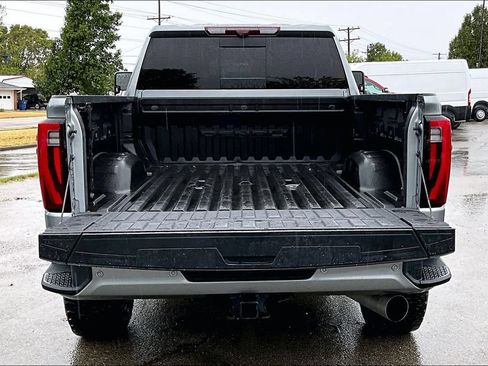 Used 2024 GMC Sierra 2500 Denali w/ Denali Reserve Package AWD/4WD image 35