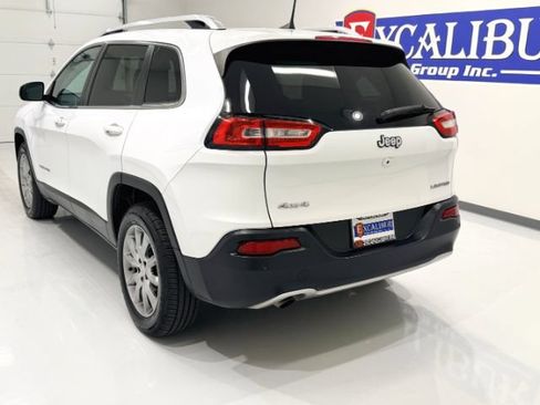 Used 2018 Jeep Cherokee Limited AWD/4WD image 9