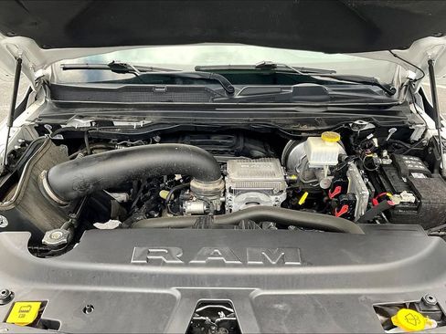 Used 2021 RAM 1500 Laramie w/ Sport Appearance Package AWD/4WD image 30