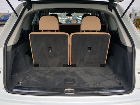 Used 2020 Audi Q7 2.0T Premium Plus w/ Premium Plus Package image 11