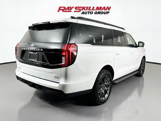Used 2025 Ford Expedition Max Active AWD/4WD image 7