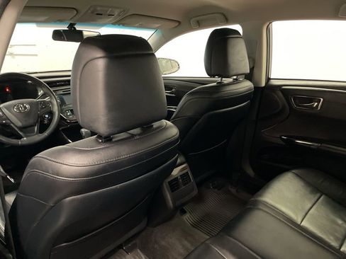 Used 2014 Toyota Avalon XLE image 14