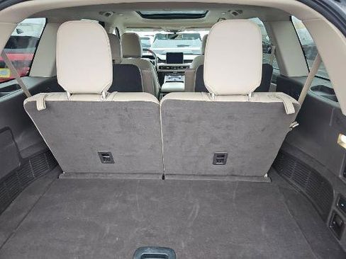 Used 2023 Lincoln Aviator Reserve w/ Equipment Group 201A image 15