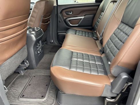Used 2019 Nissan Titan Platinum Reserve w/ Platinum Utility Package AWD/4WD image 24