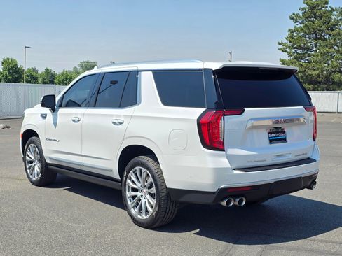 Used 2024 GMC Yukon Denali w/ Denali Reserve Package AWD/4WD image 4