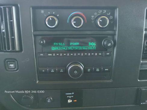 Used 2020 Chevrolet Express 3500 image 19