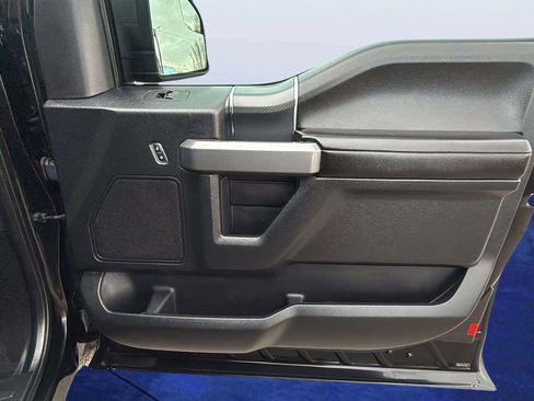 Used 2018 Ford F150 XLT w/ Equipment Group 302A Luxury image 17