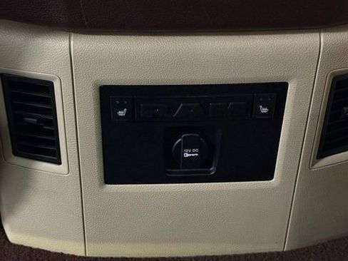 Used 2016 RAM 2500 Laramie w/ Snow Chief Group image 33