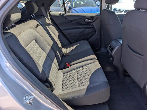 Used 2024 Chevrolet Equinox LT AWD/4WD image 13