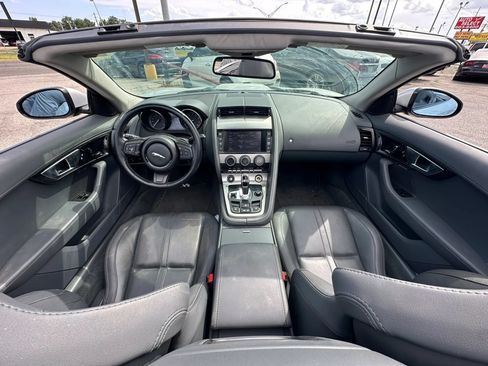 Used 2014 Jaguar F-TYPE Convertible RWD image 2