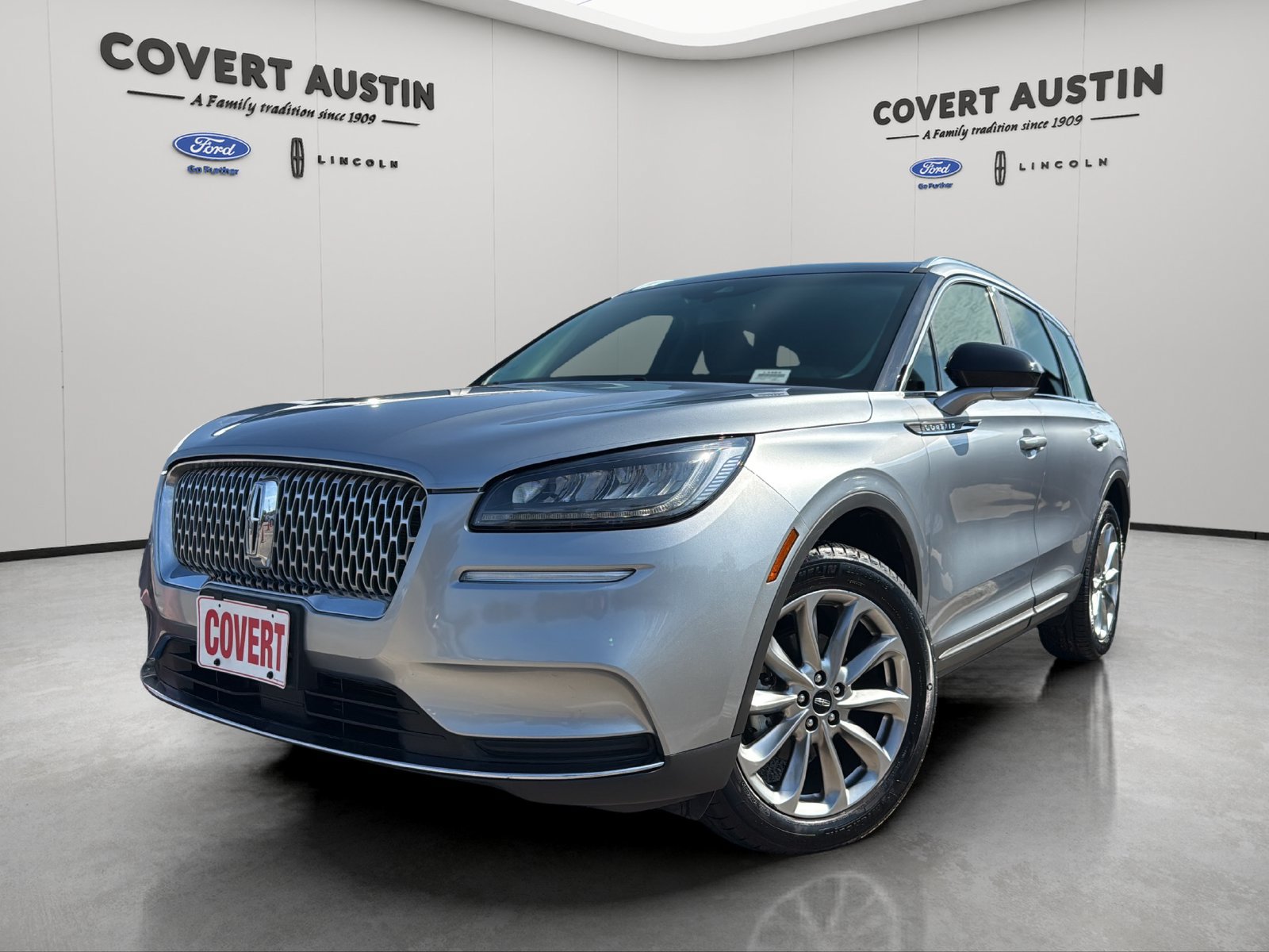 Used 2022 Lincoln Corsair FWD w/ Premium Package image 1