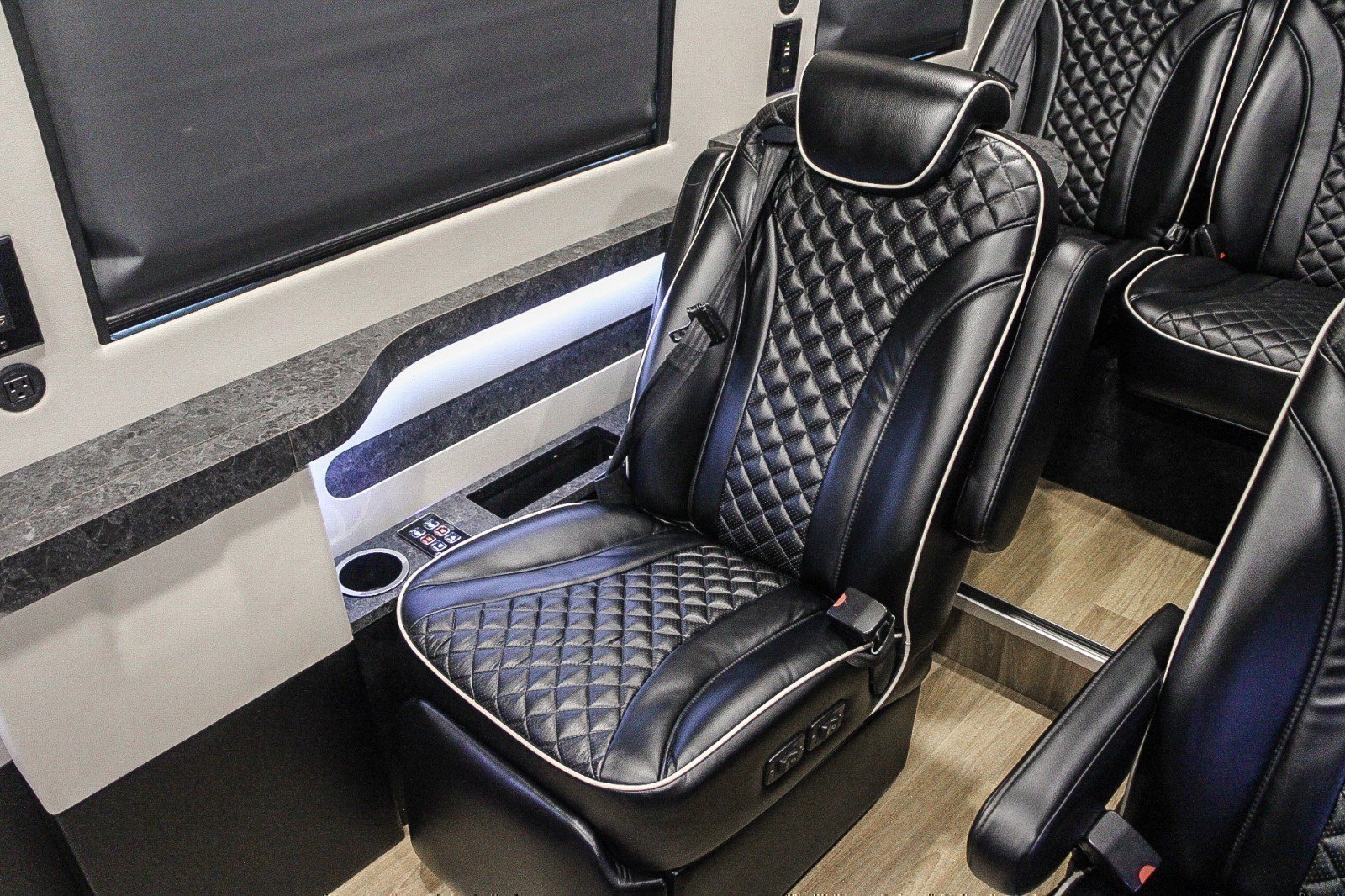 Used 2017 Mercedes-Benz Sprinter 3500 image 12