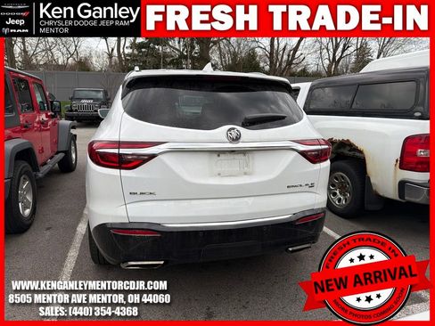 Used 2018 Buick Enclave Essence image 9