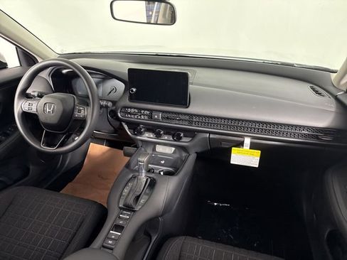 New 2026 Honda HR-V LX image 18