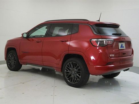 Used 2022 Jeep Compass Limited image 5
