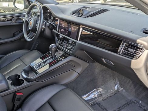 Used 2023 Porsche Macan S image 23