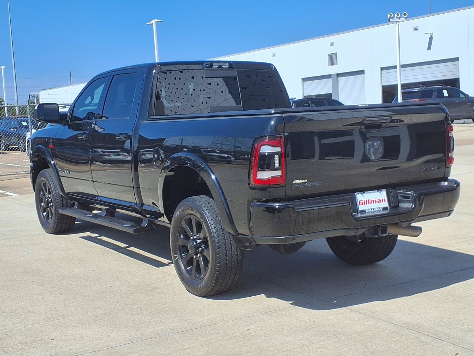 Used 2022 RAM 2500 Laramie w/ Night Edition AWD/4WD image 4