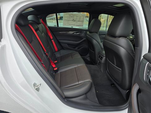 New 2026 Cadillac CT5 V w/ Technology Package image 11