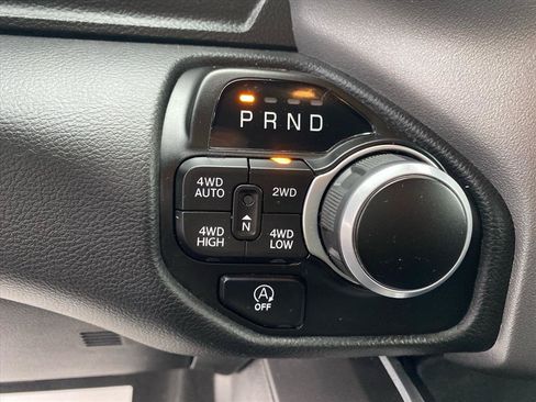 Used 2023 RAM 1500 Big Horn AWD/4WD image 16