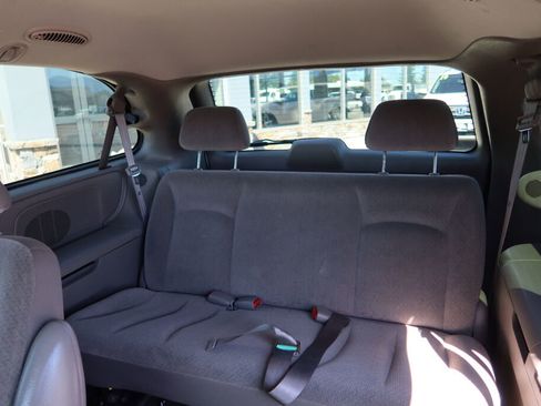 Used 2002 Dodge Grand Caravan Sport image 15