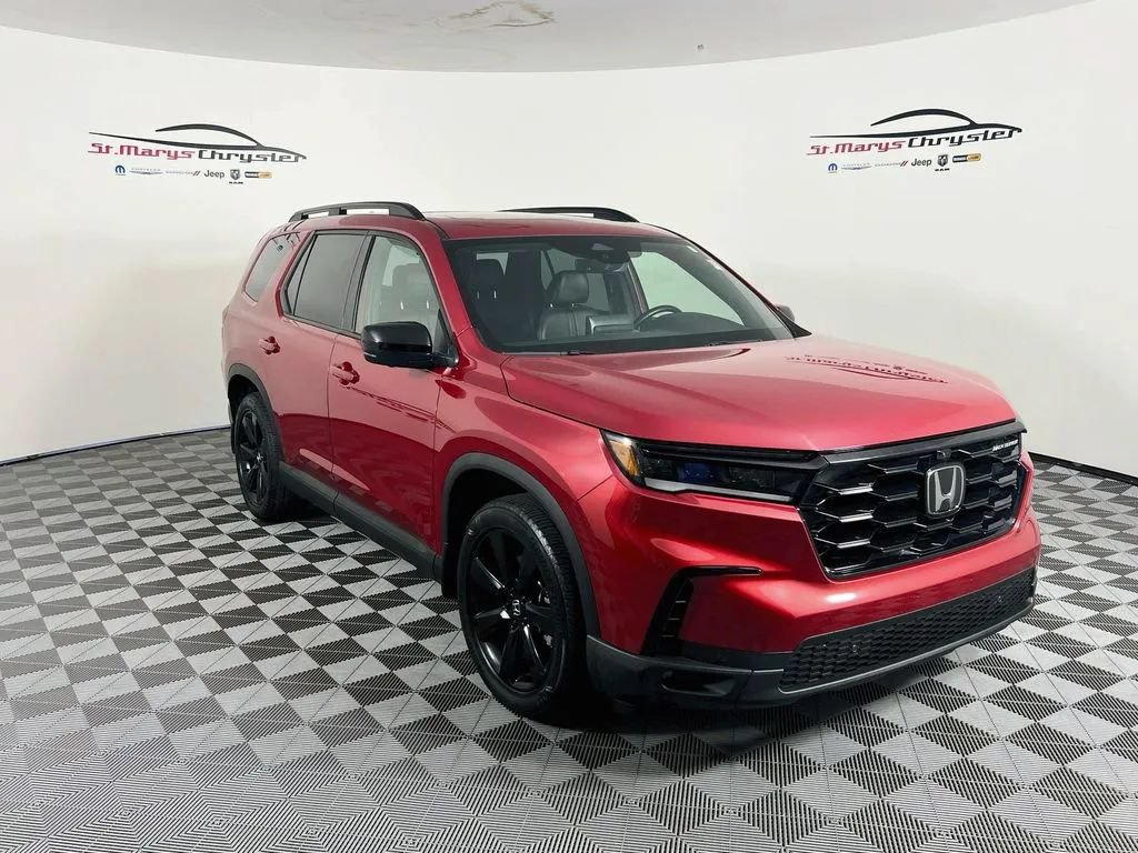 Used 2025 Honda Pilot Black Edition image 1