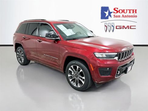 Used 2022 Jeep Grand Cherokee Overland RWD image 1