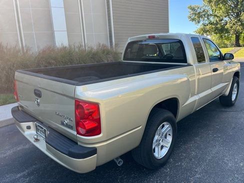 Used 2011 Dodge Dakota Big Horn image 11