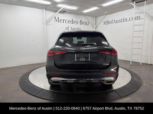 Used 2026 Mercedes-Benz GLC 300 image 7