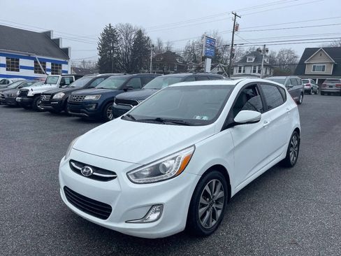 Used 2015 Hyundai Accent Sport w/ Option Group 04 image 2