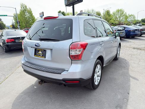 Used 2016 Subaru Forester 2.5i Premium AWD/4WD image 7