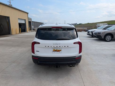 Used 2022 Kia Telluride SX w/ SX Prestige Package AWD/4WD image 16