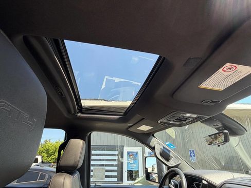 Used 2020 GMC Sierra 3500 AT4 w/ AT4 Premium Package image 27