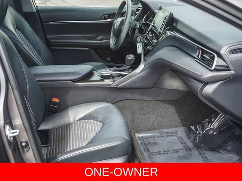 Used 2023 Toyota Camry SE FWD image 12