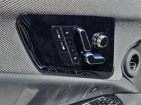 New 2025 Cadillac Optiq Sport 1 w/ LPO, ONYX Package image 14