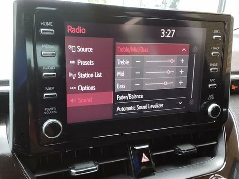 Used 2019 Toyota Corolla SE FWD image 18
