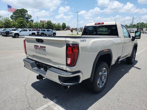 New 2026 GMC Sierra 2500 SLE AWD/4WD image 3