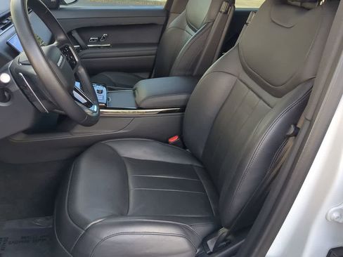 Used 2023 Land Rover Range Rover Sport SE image 15