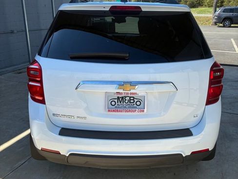 Used 2017 Chevrolet Equinox LT AWD/4WD image 5